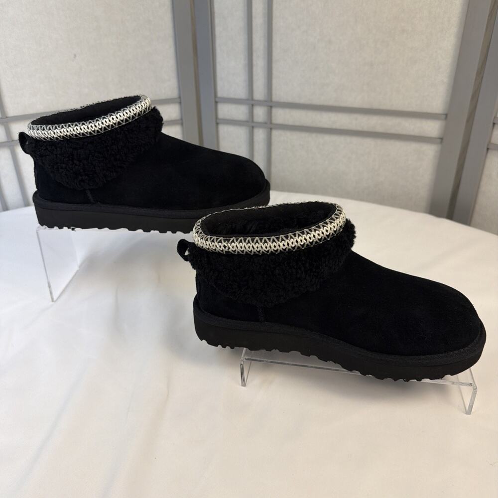 UGG Women's Ultra Mini Maxi Curly Black Suede Ankle Boots - Size 5 New (Other)